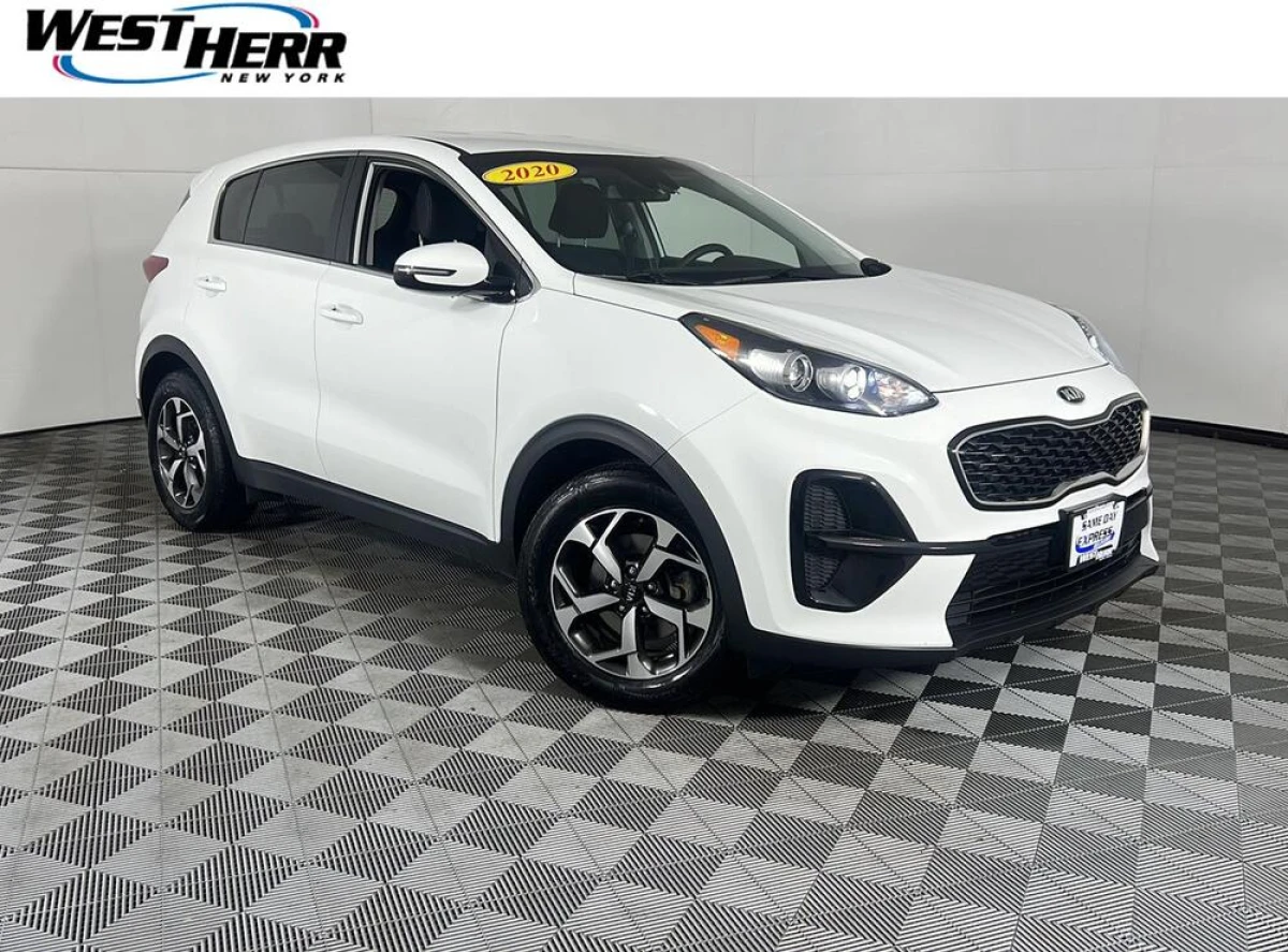 Pre-Owned 2020 Kia Sportage LX