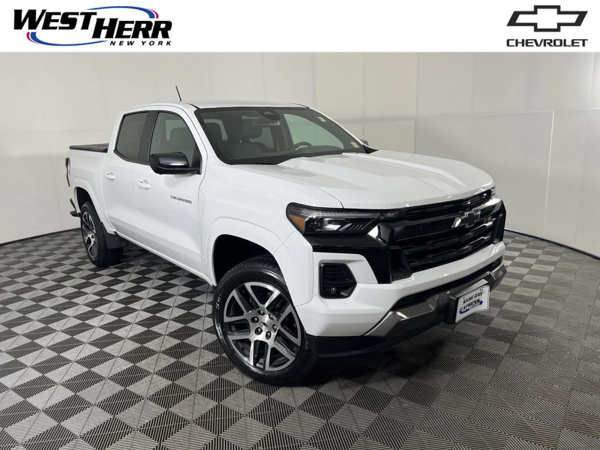 Pre-Owned 2024 Chevrolet Colorado 4WD Z71