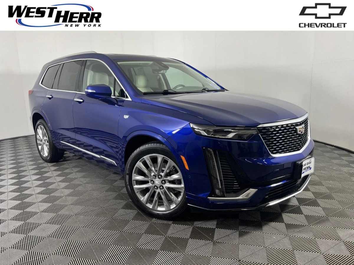 Pre-Owned 2023 Cadillac XT6 AWD Premium Luxury