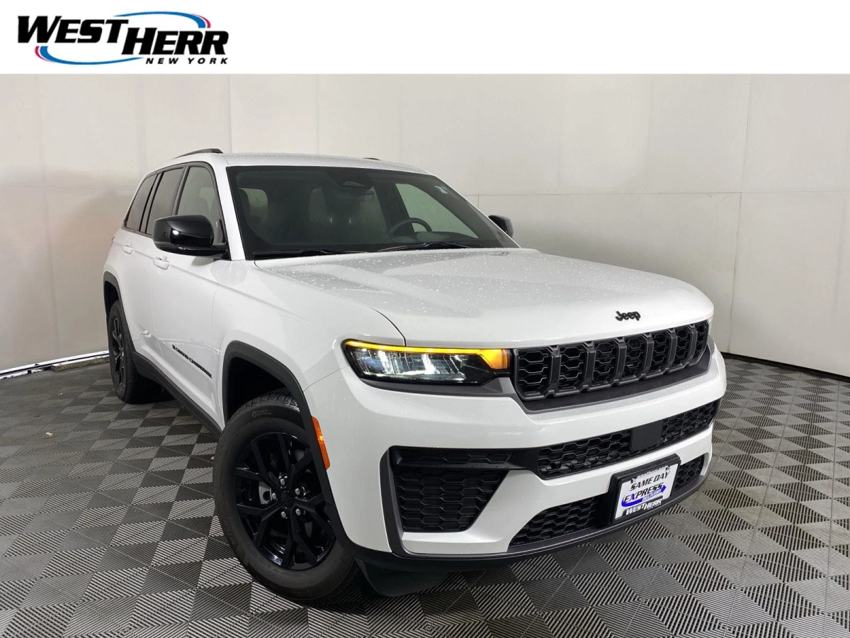 Pre-Owned 2026 Jeep Grand Cherokee Laredo