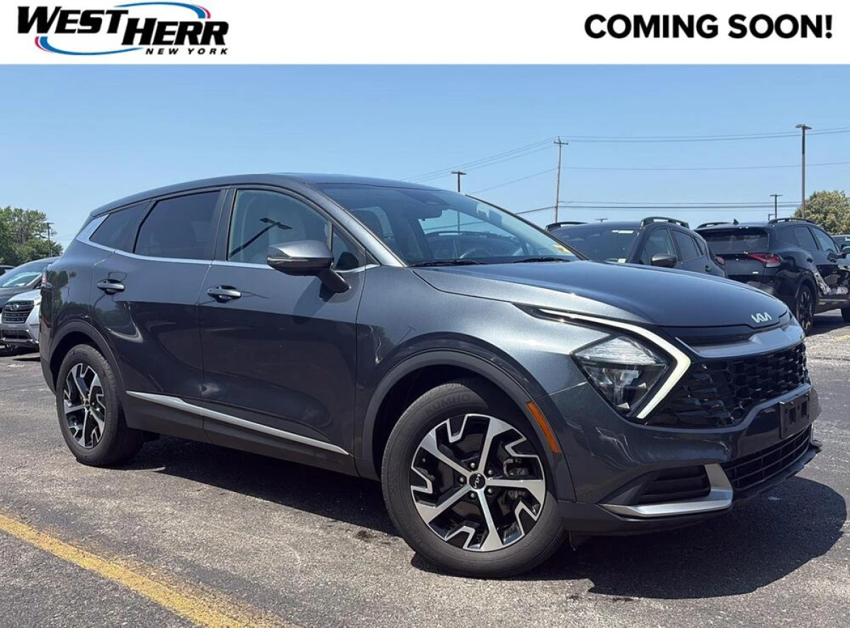 Pre-Owned 2023 Kia Sportage EX