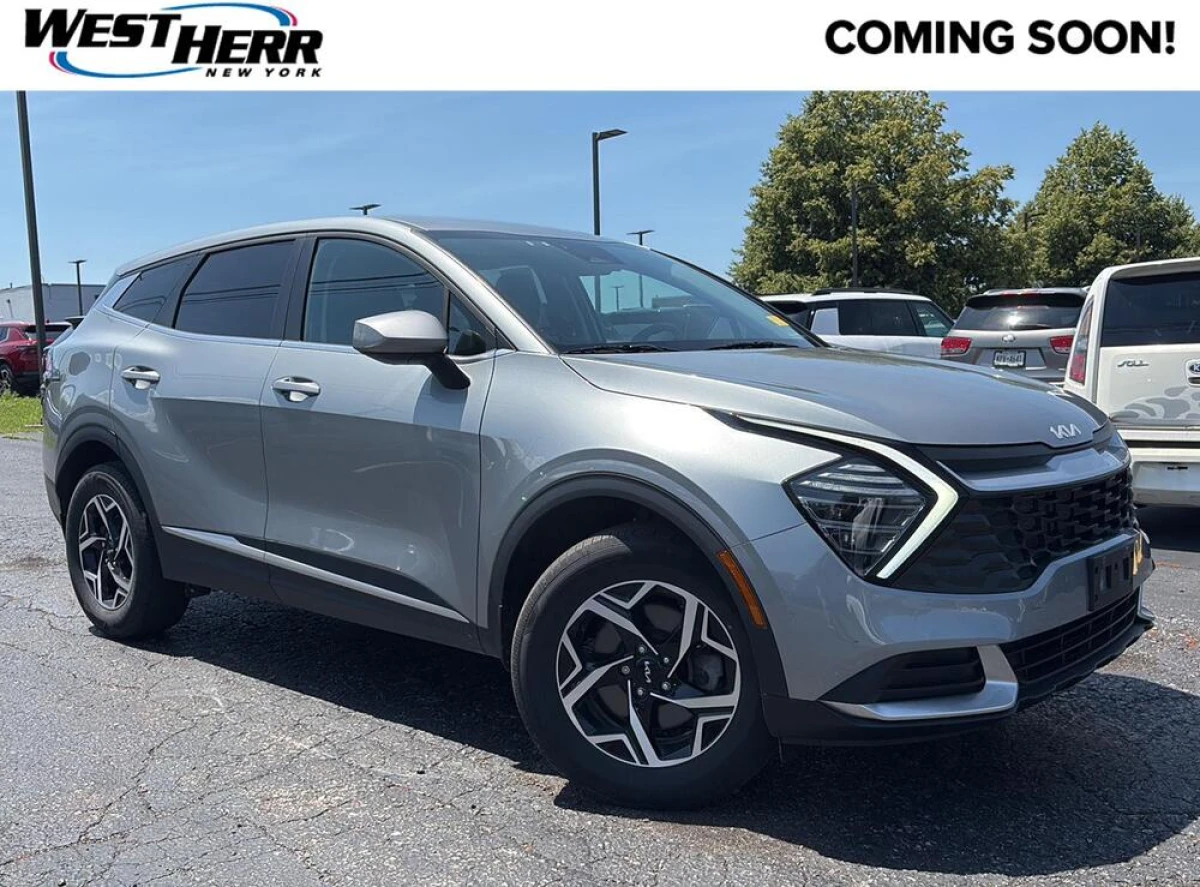 Pre-Owned 2024 Kia Sportage LX