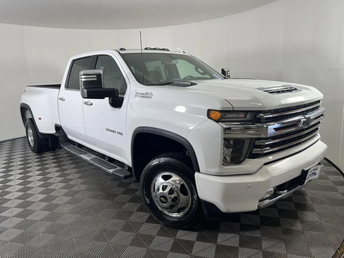 Pre-Owned 2022 Chevrolet Silverado 3500HD High Country