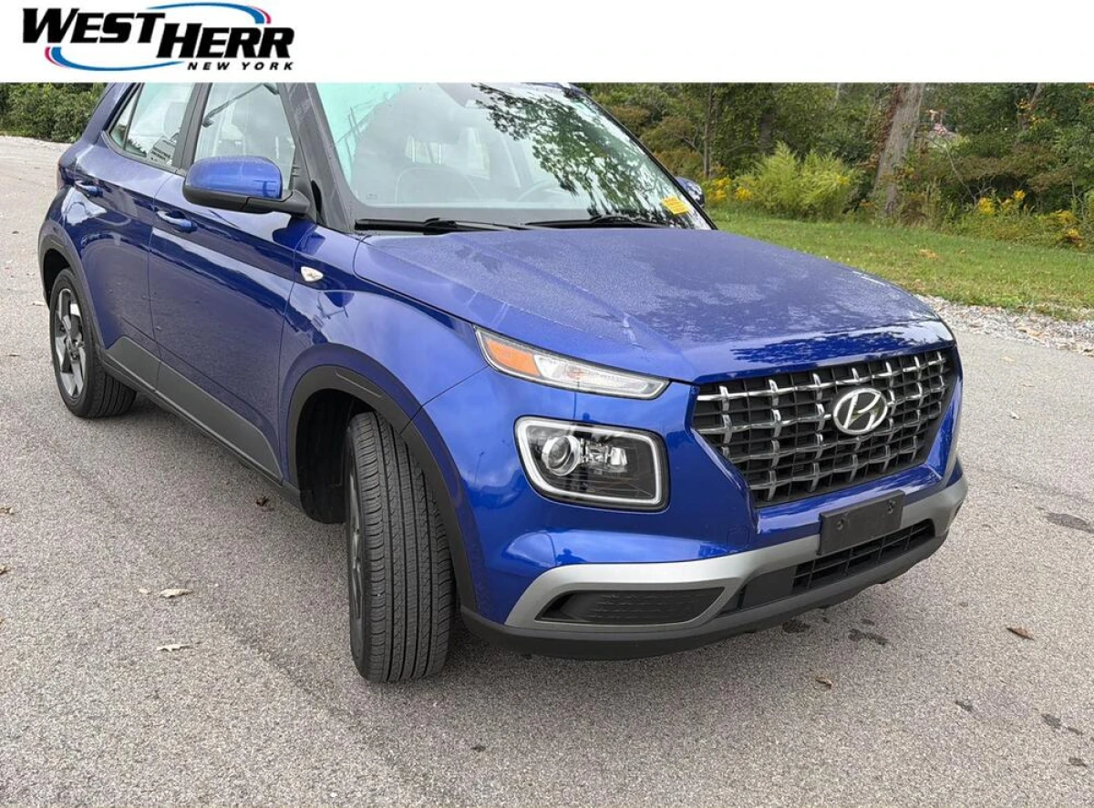 Pre-Owned 2023 Hyundai Venue Limited
