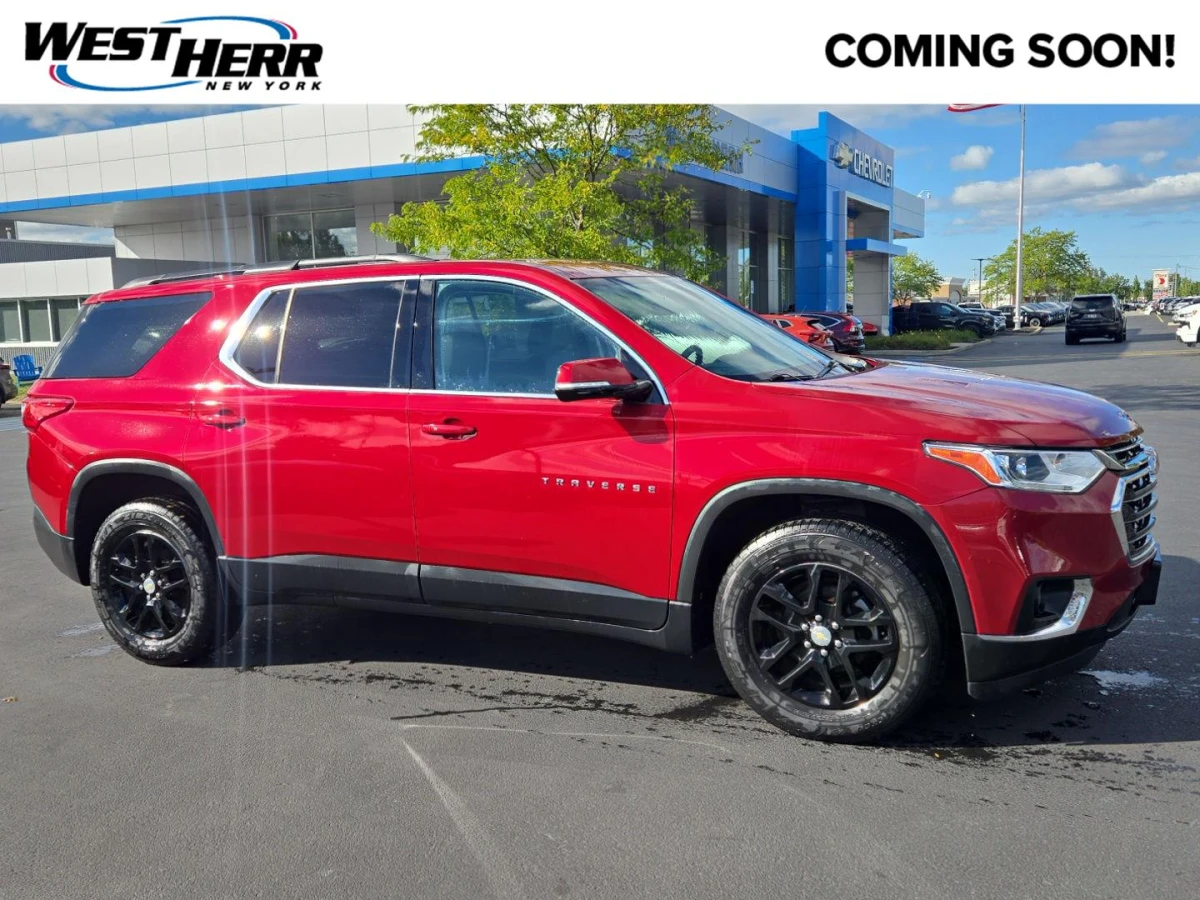 Pre-Owned 2020 Chevrolet Traverse LT Leather