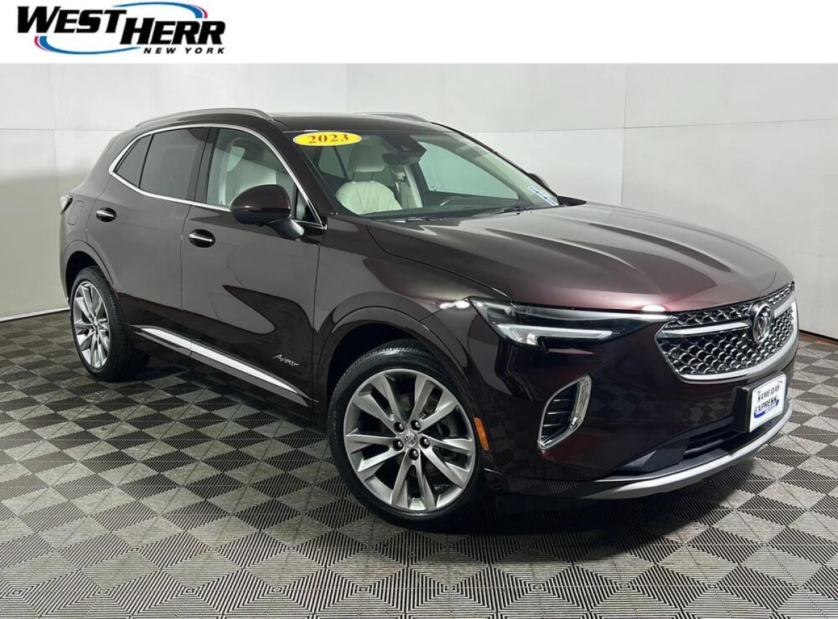 Pre-Owned 2023 Buick Envision Avenir