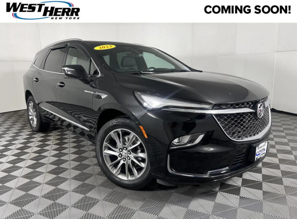 Pre-Owned 2023 Buick Enclave Avenir