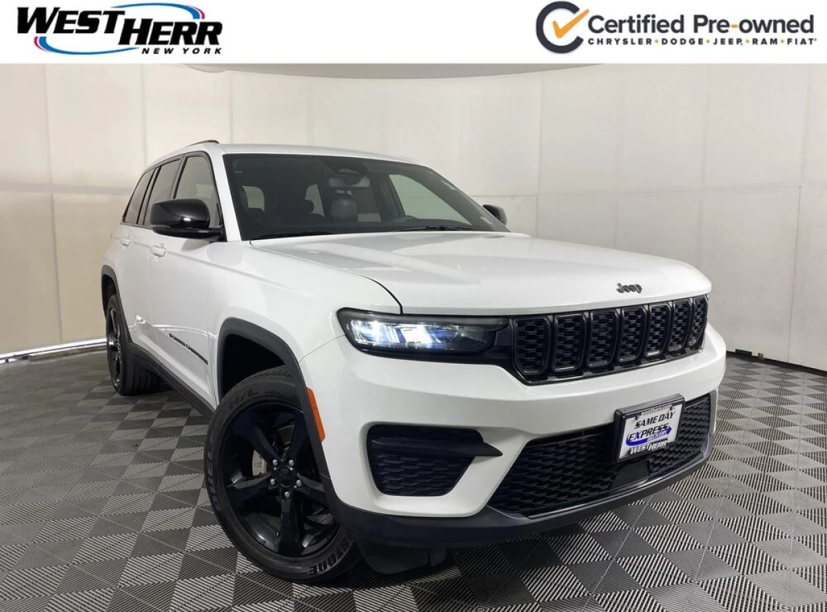 Certified Pre-Owned 2023 Jeep Grand Cherokee Altitude