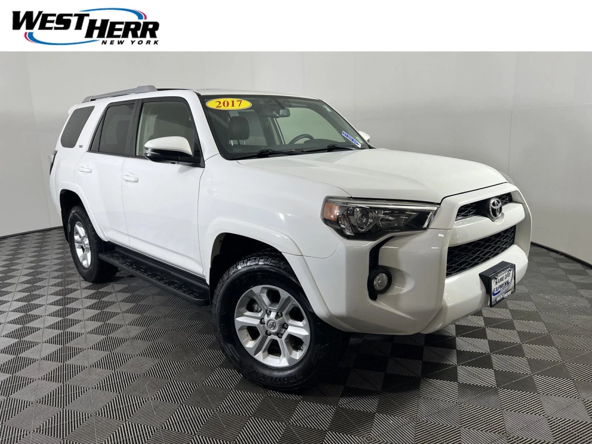 Pre-Owned 2017 Toyota 4Runner SR5 Premium