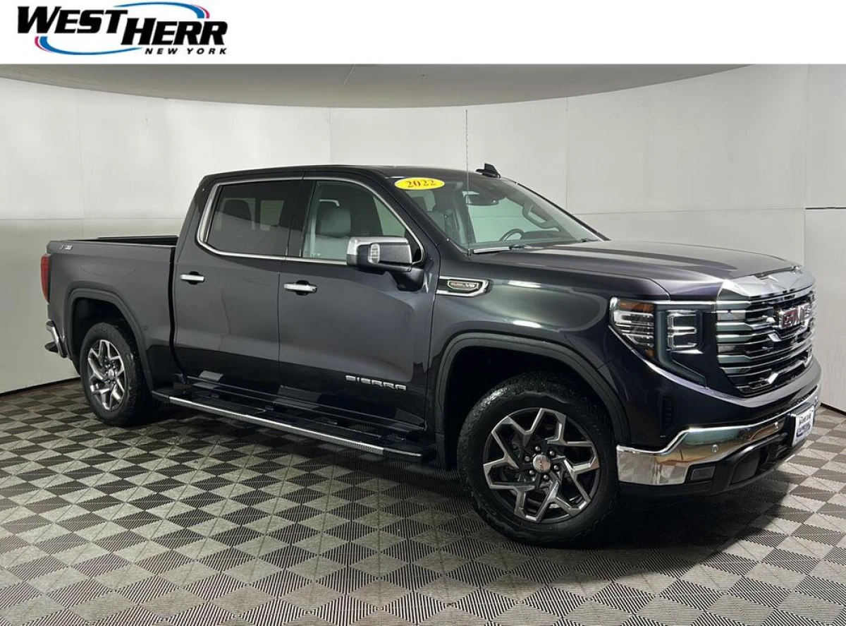 Pre-Owned 2022 GMC Sierra 1500 SLT