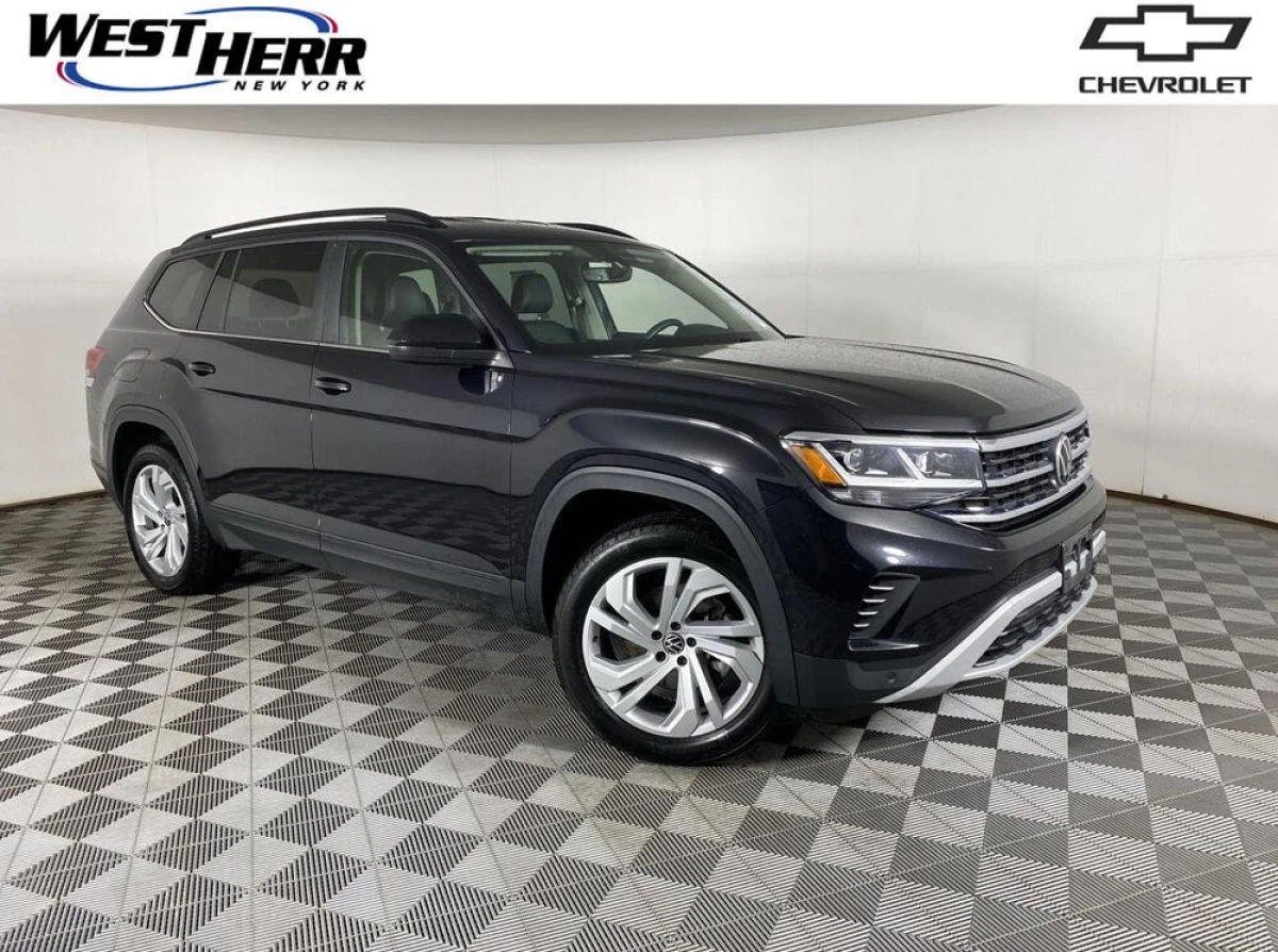 Pre-Owned 2021 Volkswagen Atlas 3.6L V6 SE w/Technology