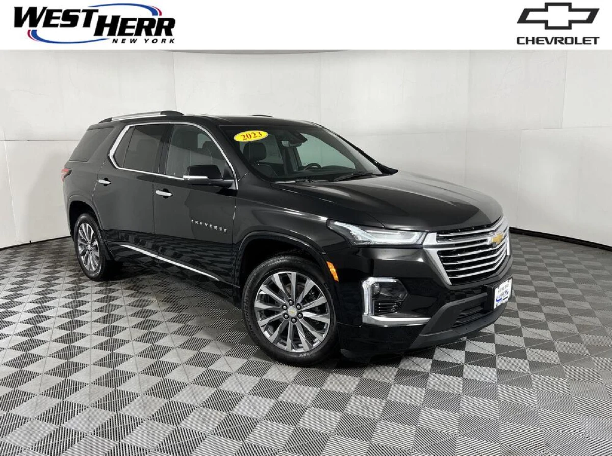 Pre-Owned 2023 Chevrolet Traverse Premier