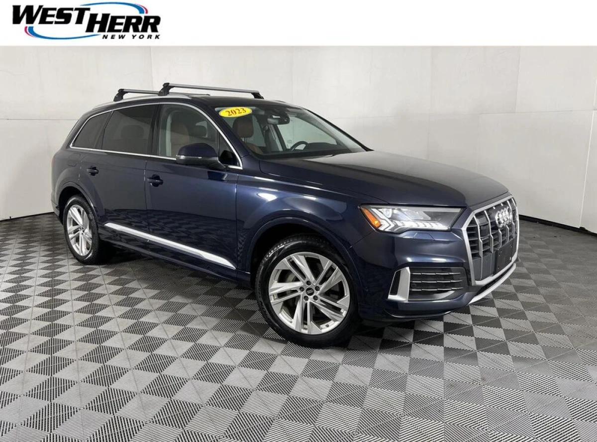 Pre-Owned 2023 Audi Q7 Premium Plus