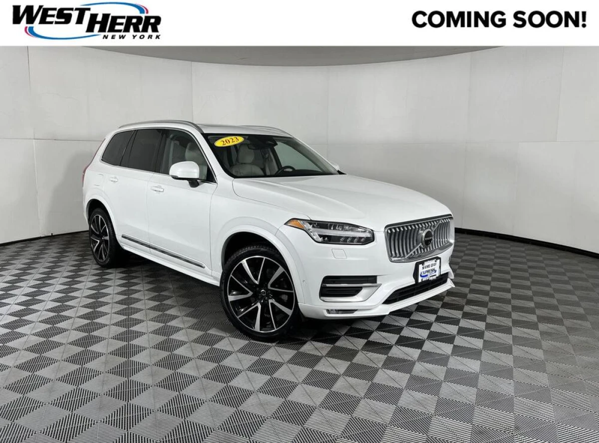 Pre-Owned 2023 Volvo XC90 Plus
