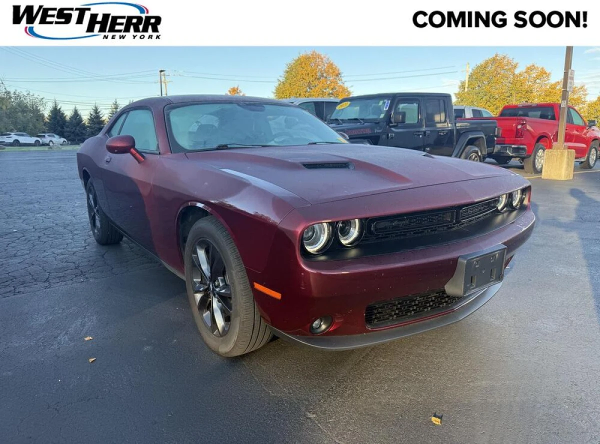 Pre-Owned 2020 Dodge Challenger SXT