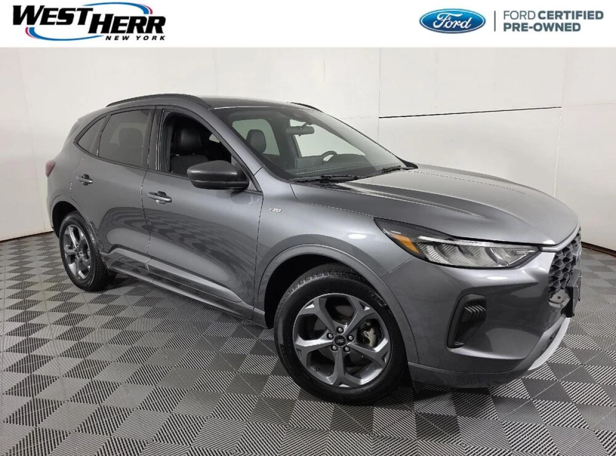 Certified Pre-Owned 2023 Ford Escape ST-Line