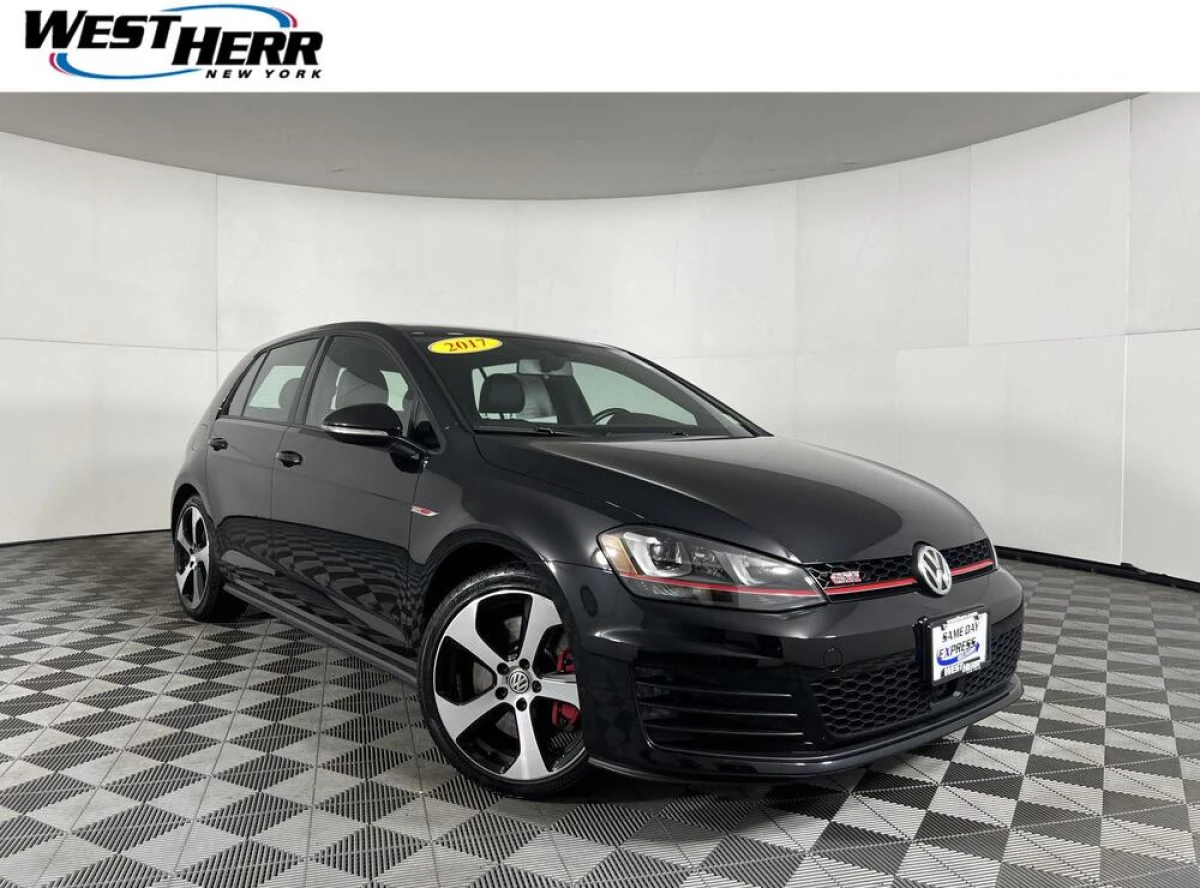 Pre-Owned 2017 Volkswagen Golf GTI S