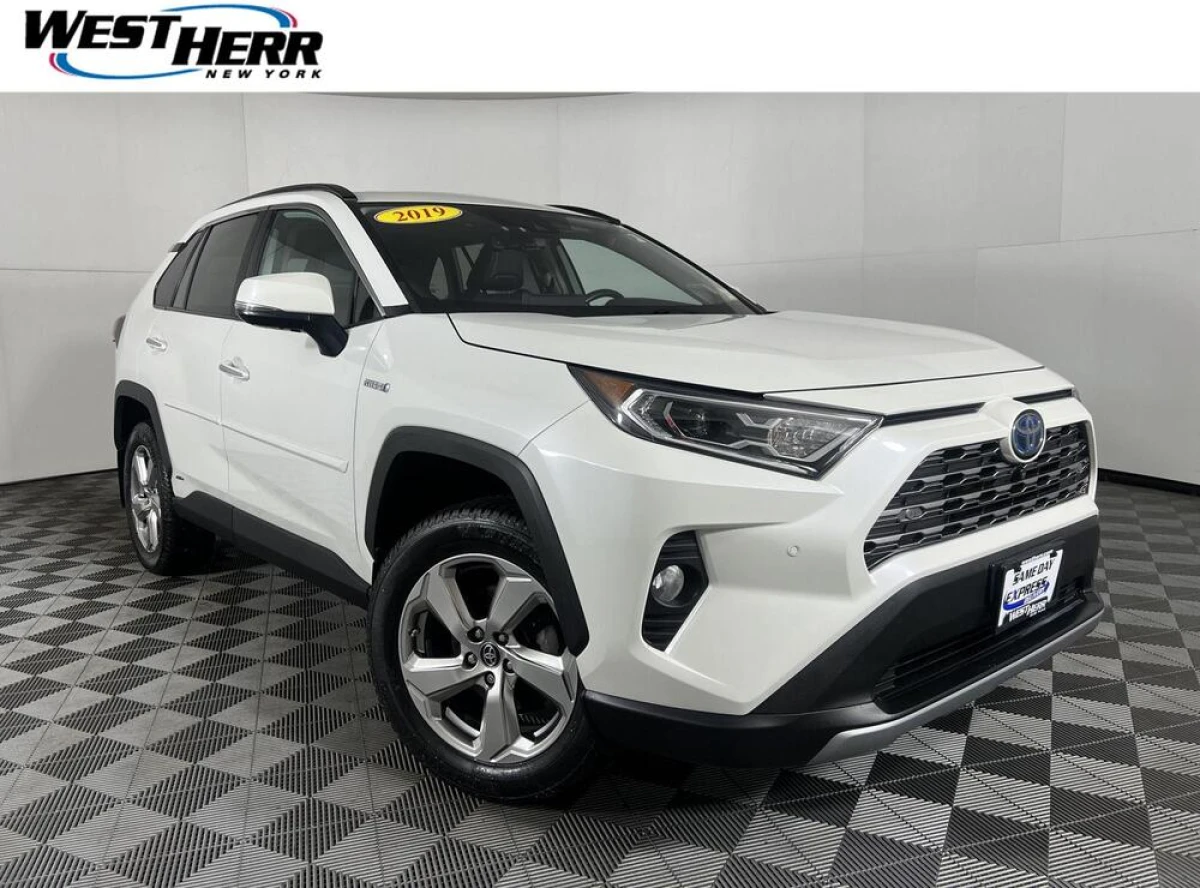 Pre-Owned 2019 Toyota RAV4 Hybrid Limited
