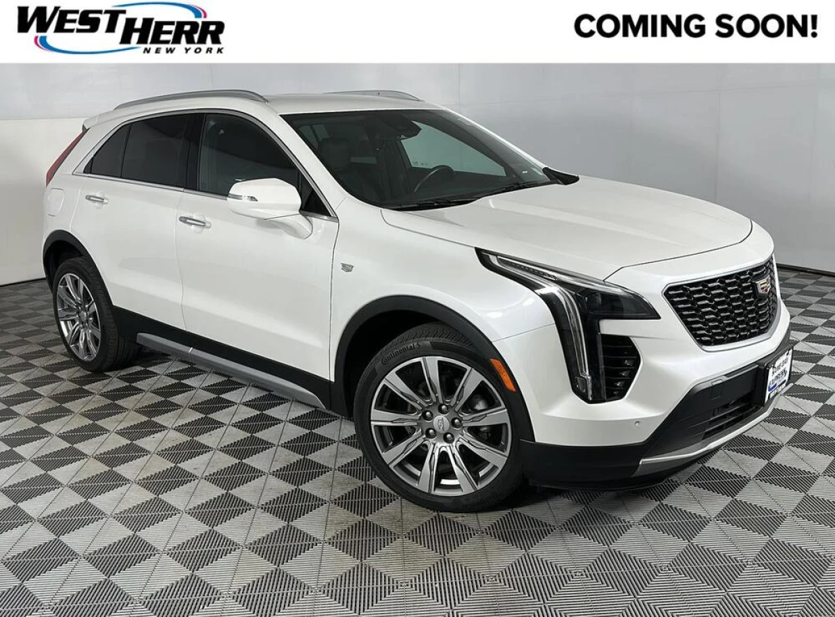 Pre-Owned 2023 Cadillac XT4 AWD Premium Luxury