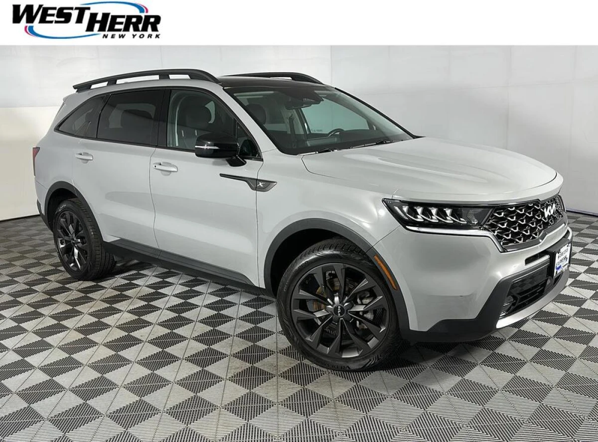 Pre-Owned 2023 Kia Sorento X-Line EX