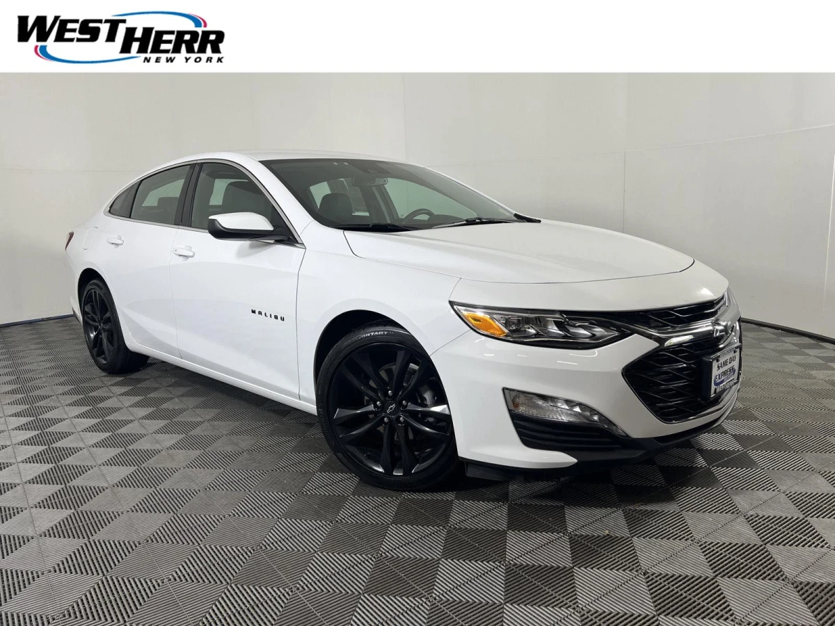 Pre-Owned 2024 Chevrolet Malibu LT