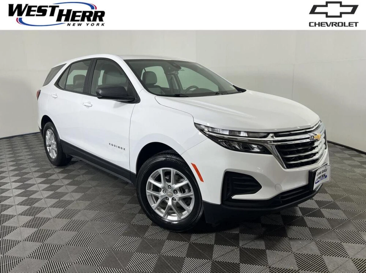 Pre-Owned 2024 Chevrolet Equinox LS