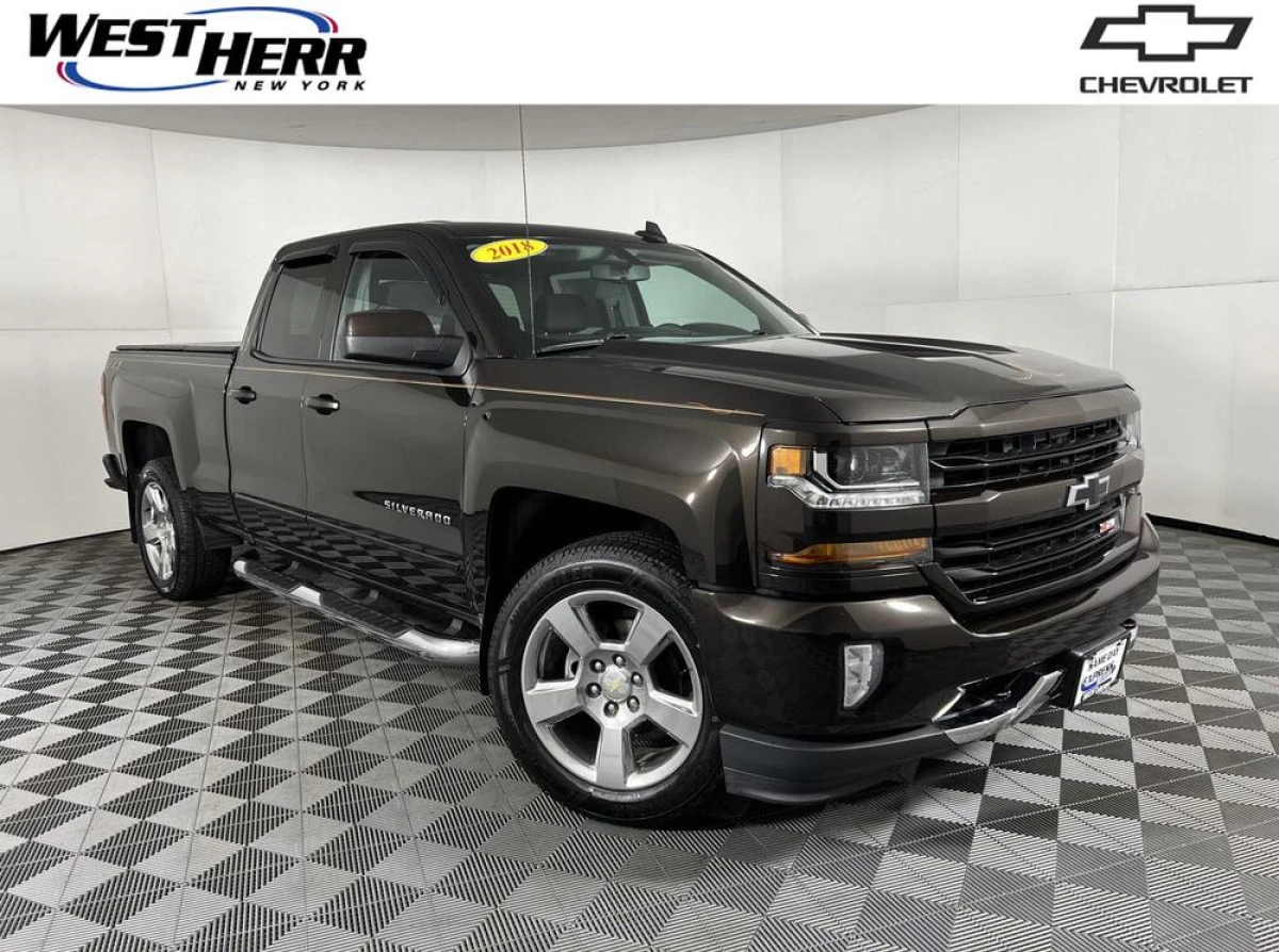 Pre-Owned 2018 Chevrolet Silverado 1500 LT