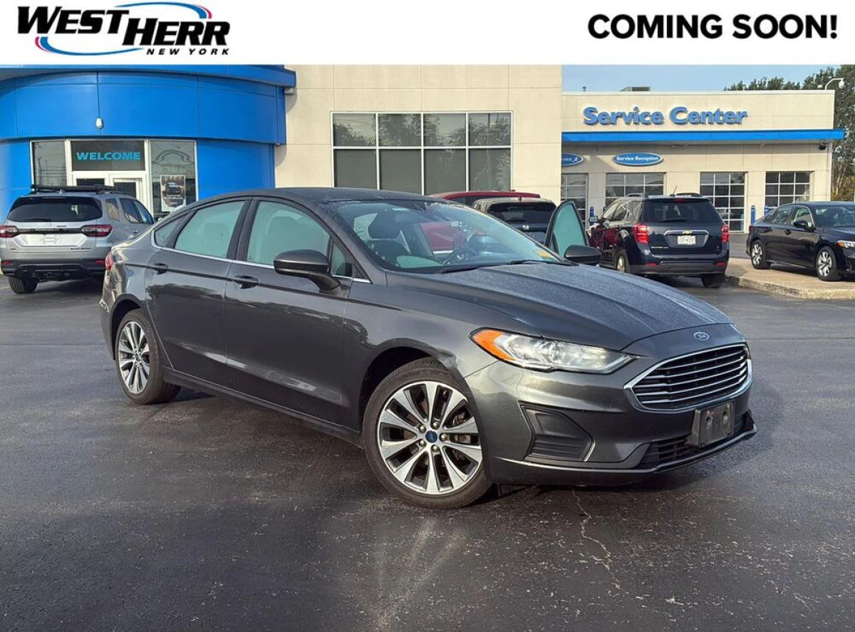 Pre-Owned 2020 Ford Fusion SE