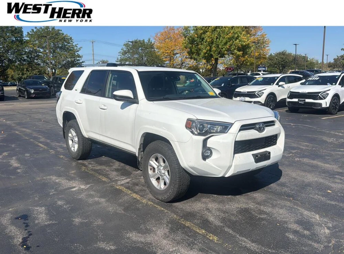 Pre-Owned 2022 Toyota 4Runner SR5