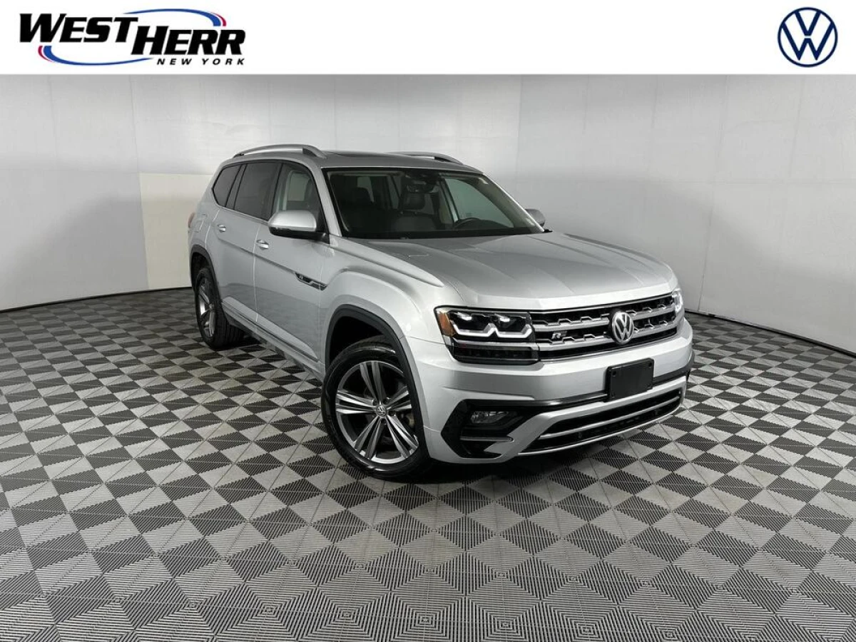 Pre-Owned 2019 Volkswagen Atlas 3.6L V6 SEL R-Line