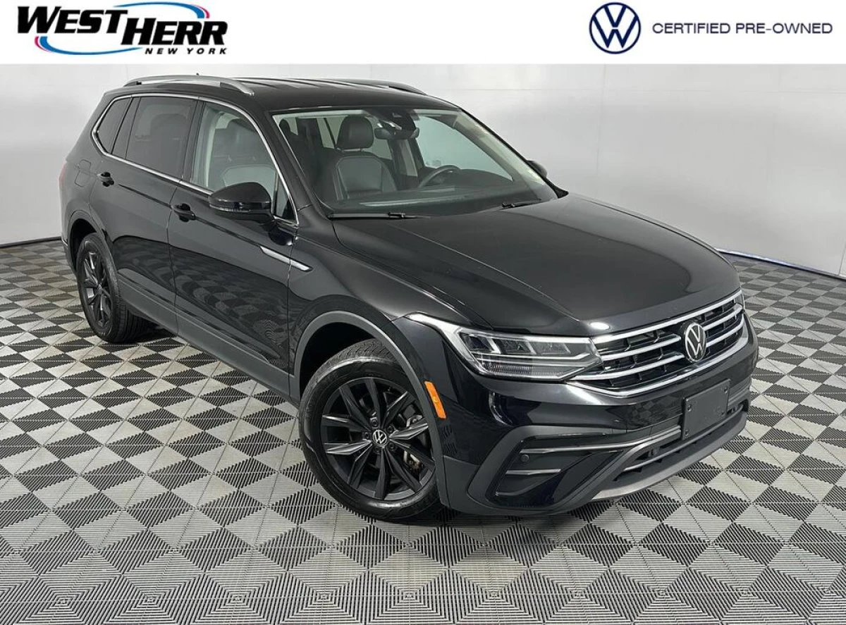 Certified Pre-Owned 2024 Volkswagen Tiguan SE