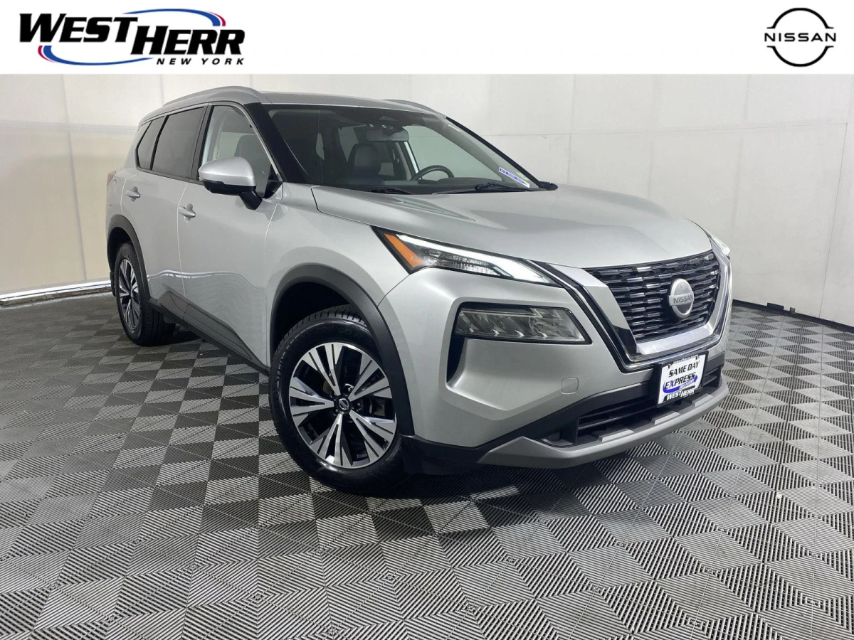 Pre-Owned 2021 Nissan Rogue SV
