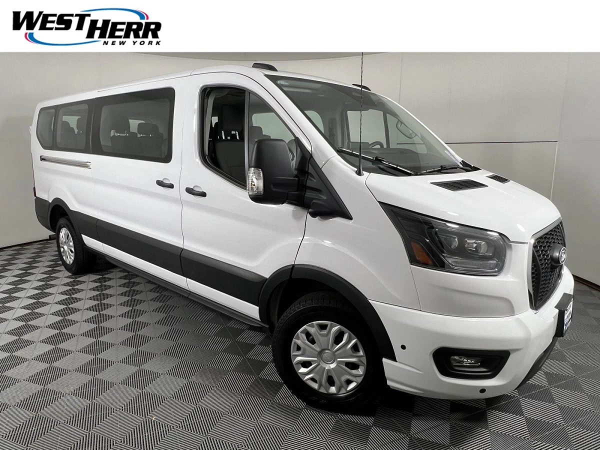 Pre-Owned 2026 Ford Transit Passenger Wagon XLT