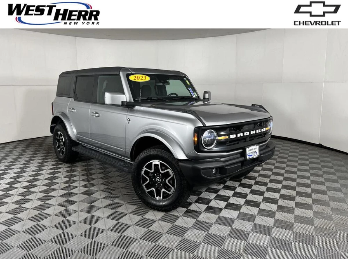 Pre-Owned 2023 Ford Bronco Outer Banks