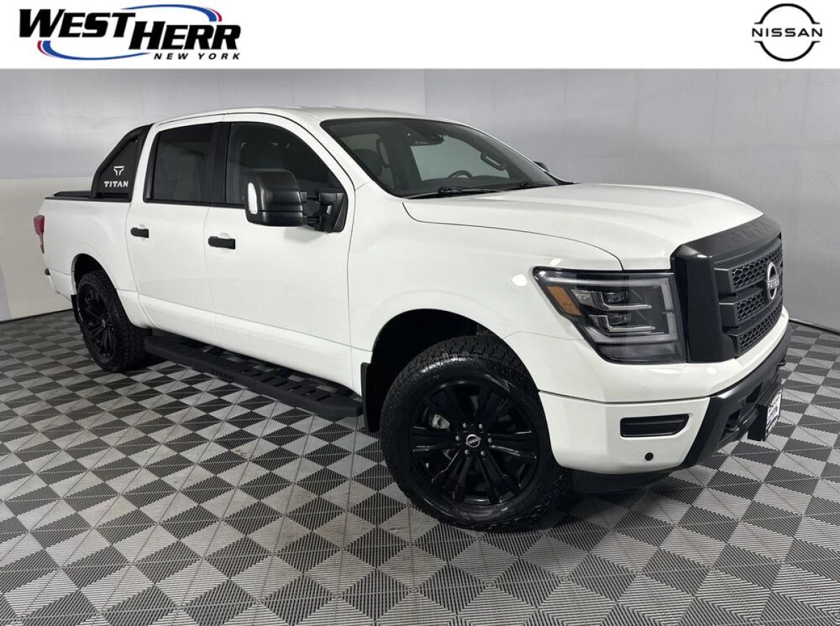 Pre-Owned 2024 Nissan Titan SV