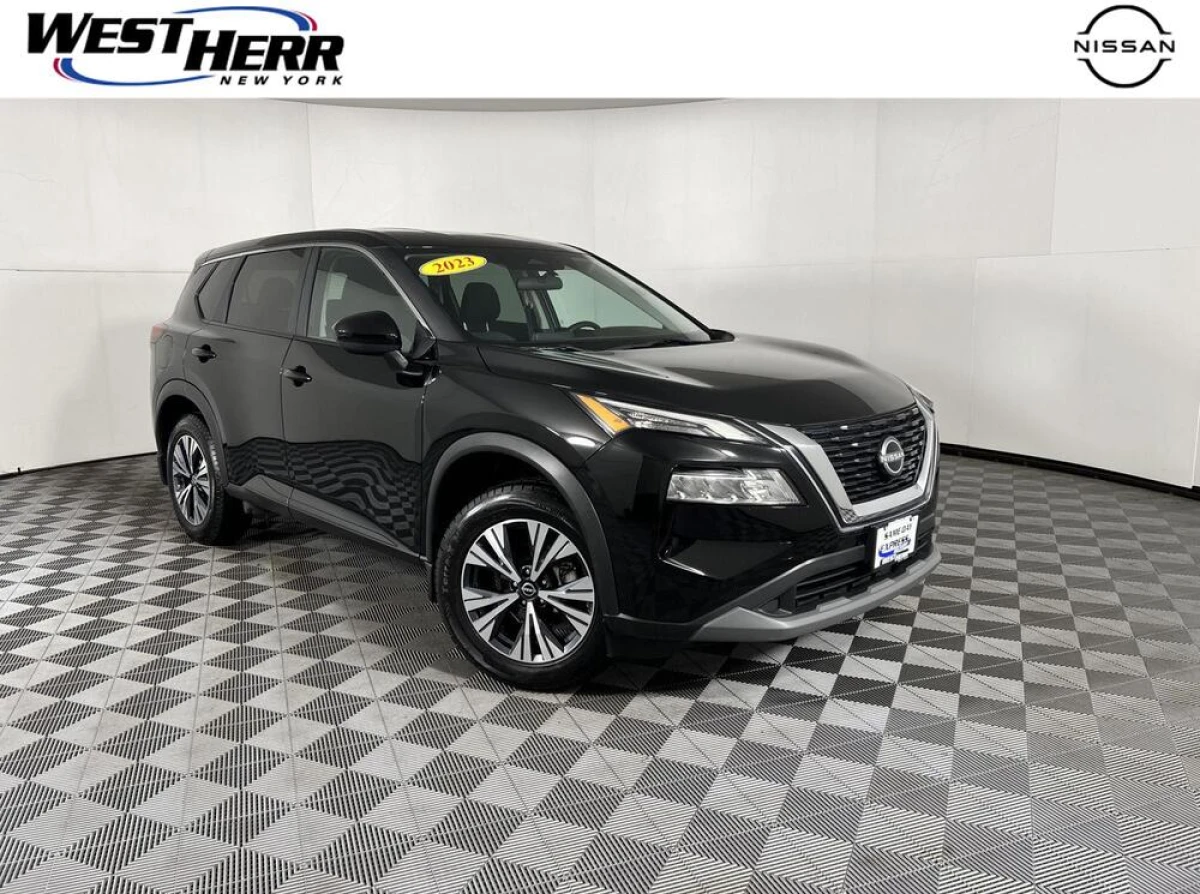 Pre-Owned 2023 Nissan Rogue SV