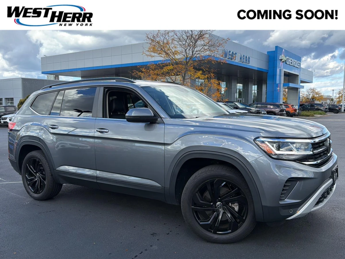 Pre-Owned 2022 Volkswagen Atlas 3.6L V6 SE w/Technology