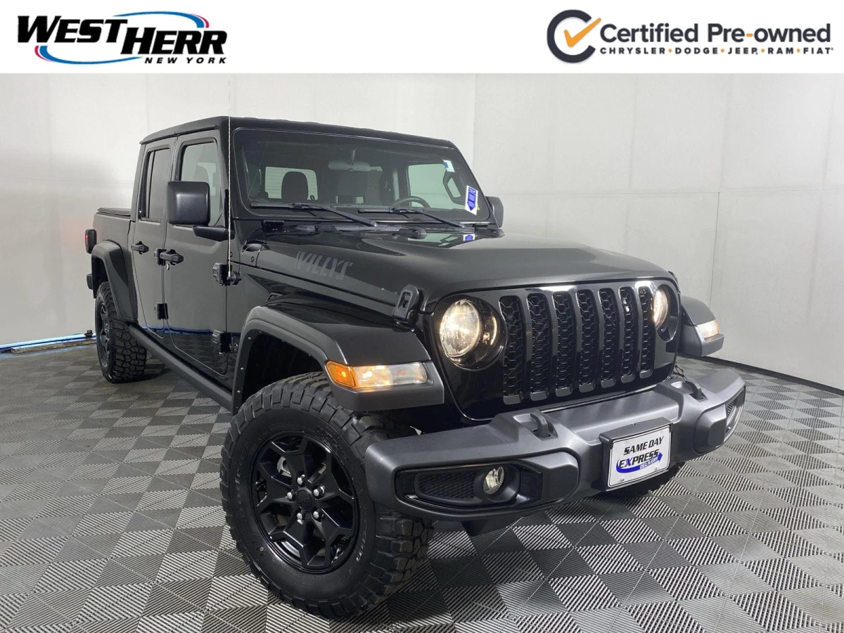 Certified Pre-Owned 2023 Jeep Gladiator Willys