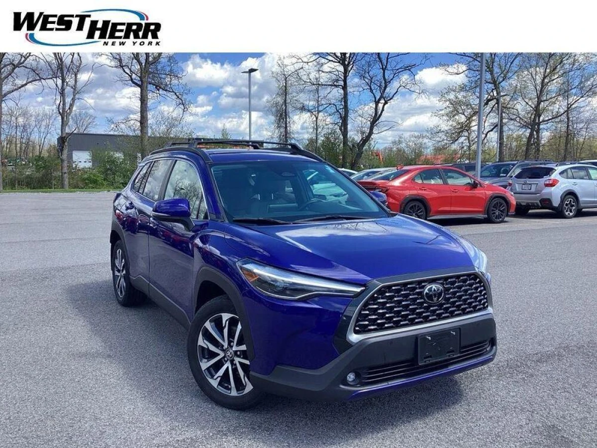 Pre-Owned 2023 Toyota Corolla Cross XLE