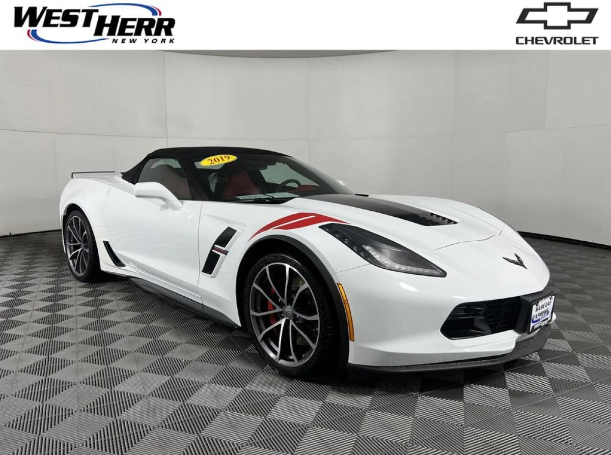Pre-Owned 2019 Chevrolet Corvette Grand Sport 2LT