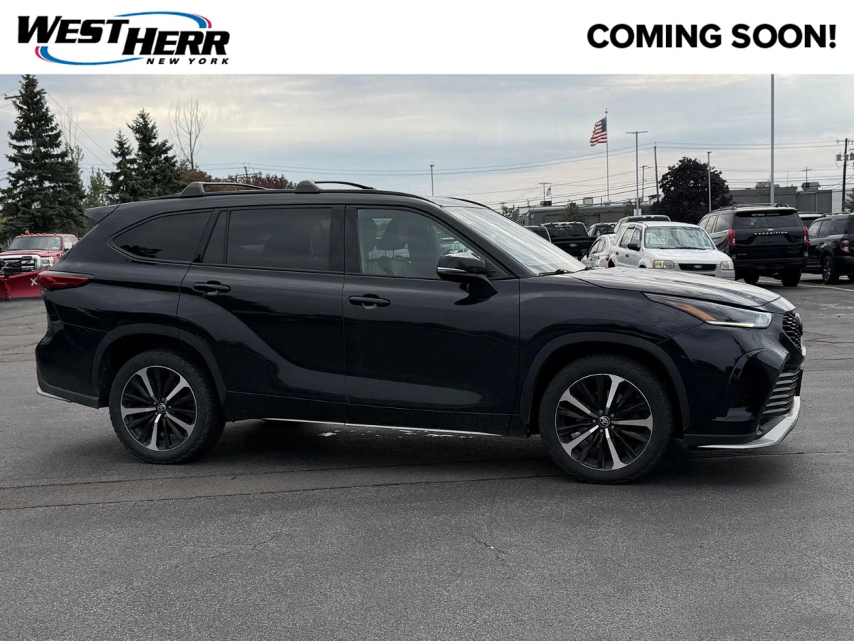Pre-Owned 2021 Toyota Highlander XSE