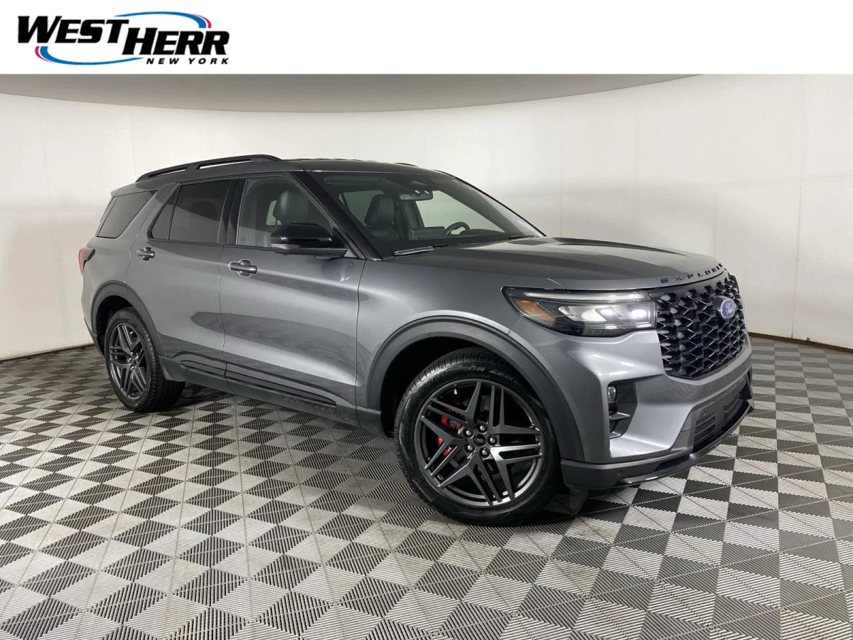 Pre-Owned 2025 Ford Explorer ST
