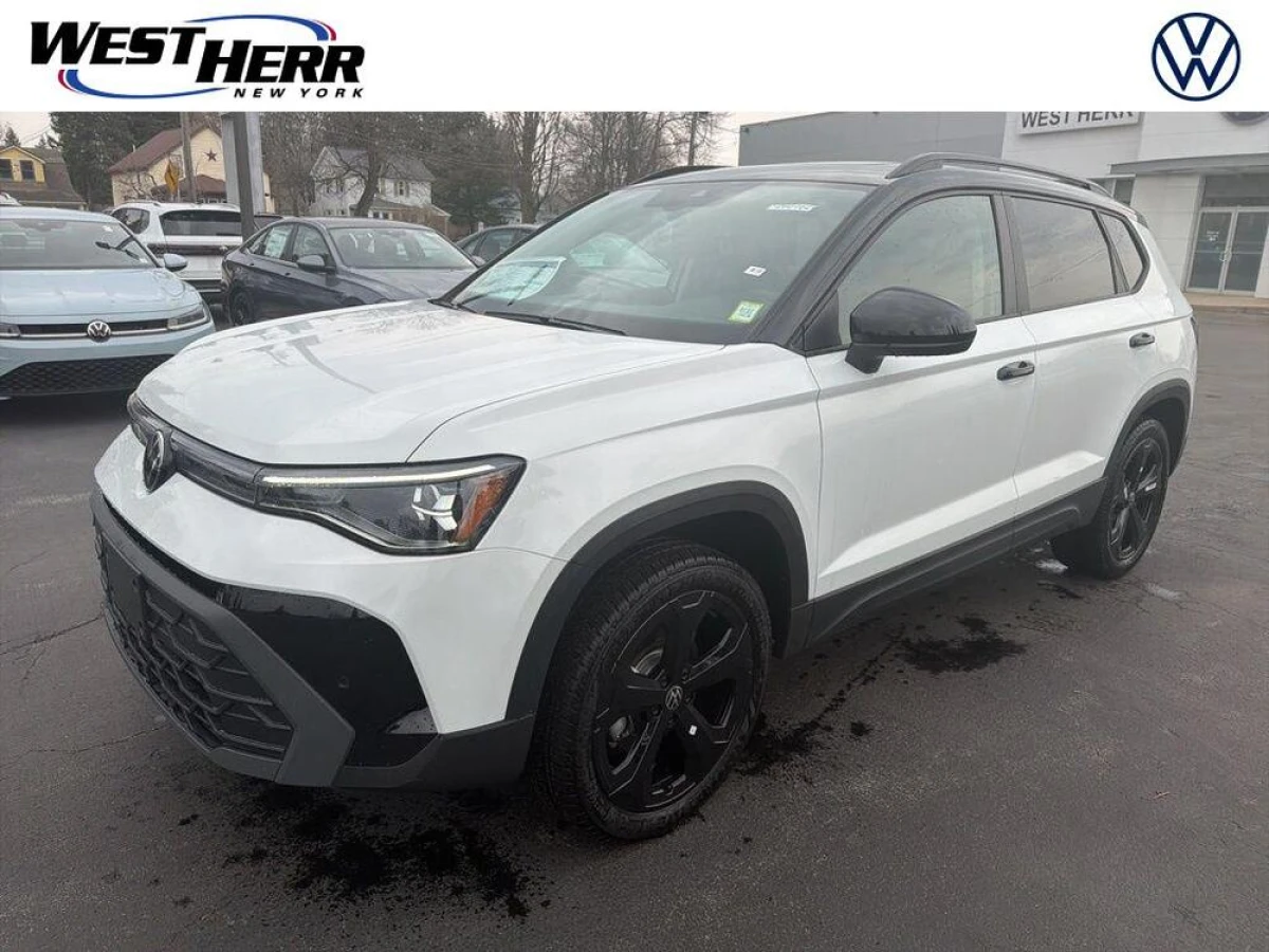 New 2026 Volkswagen Taos 1.5T SE Black