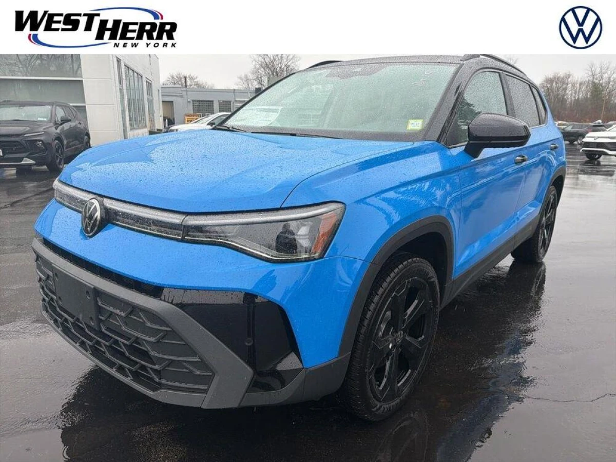 New 2026 Volkswagen Taos 1.5T SE Black