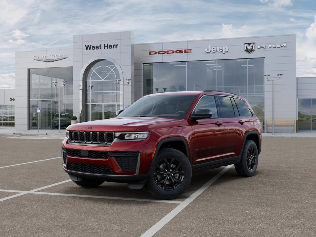New 2026 Jeep Grand Cherokee Laredo Altitude