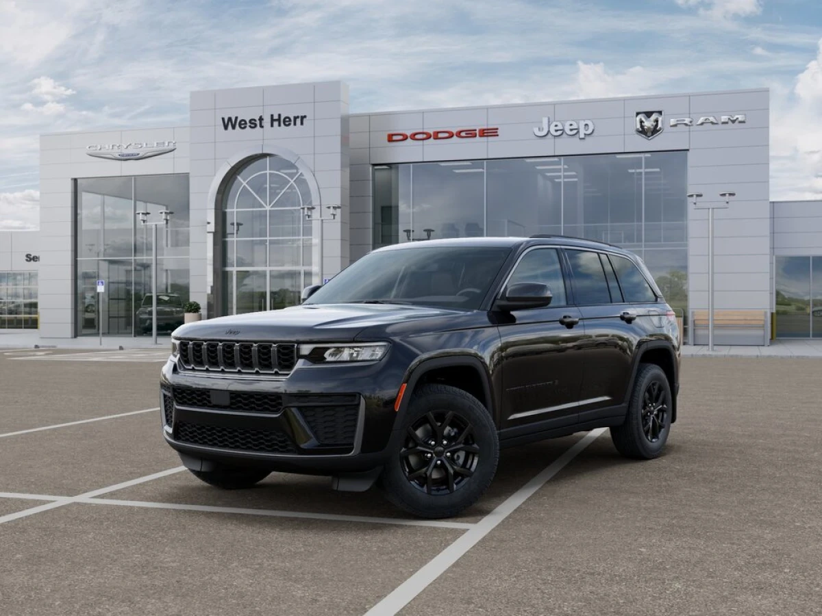 New 2026 Jeep Grand Cherokee Laredo