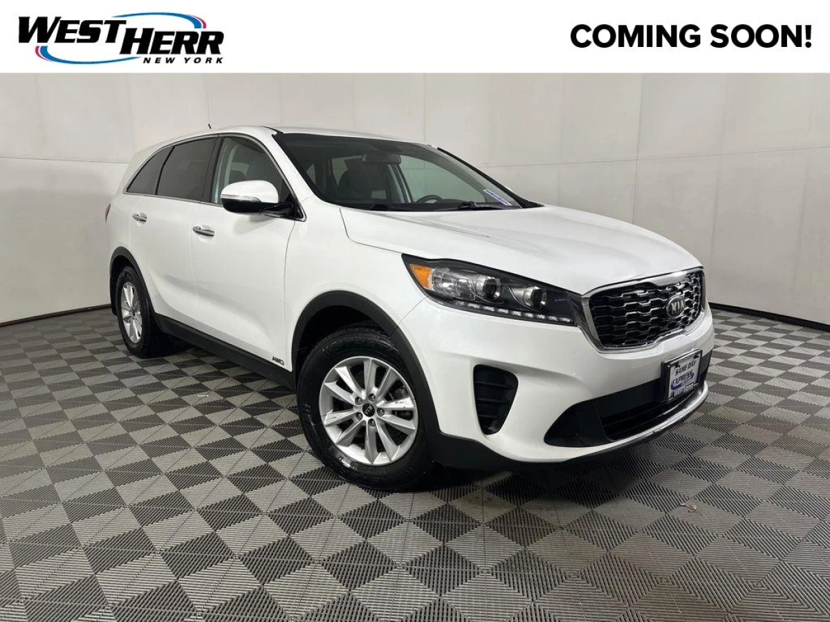 Pre-Owned 2020 Kia Sorento LX