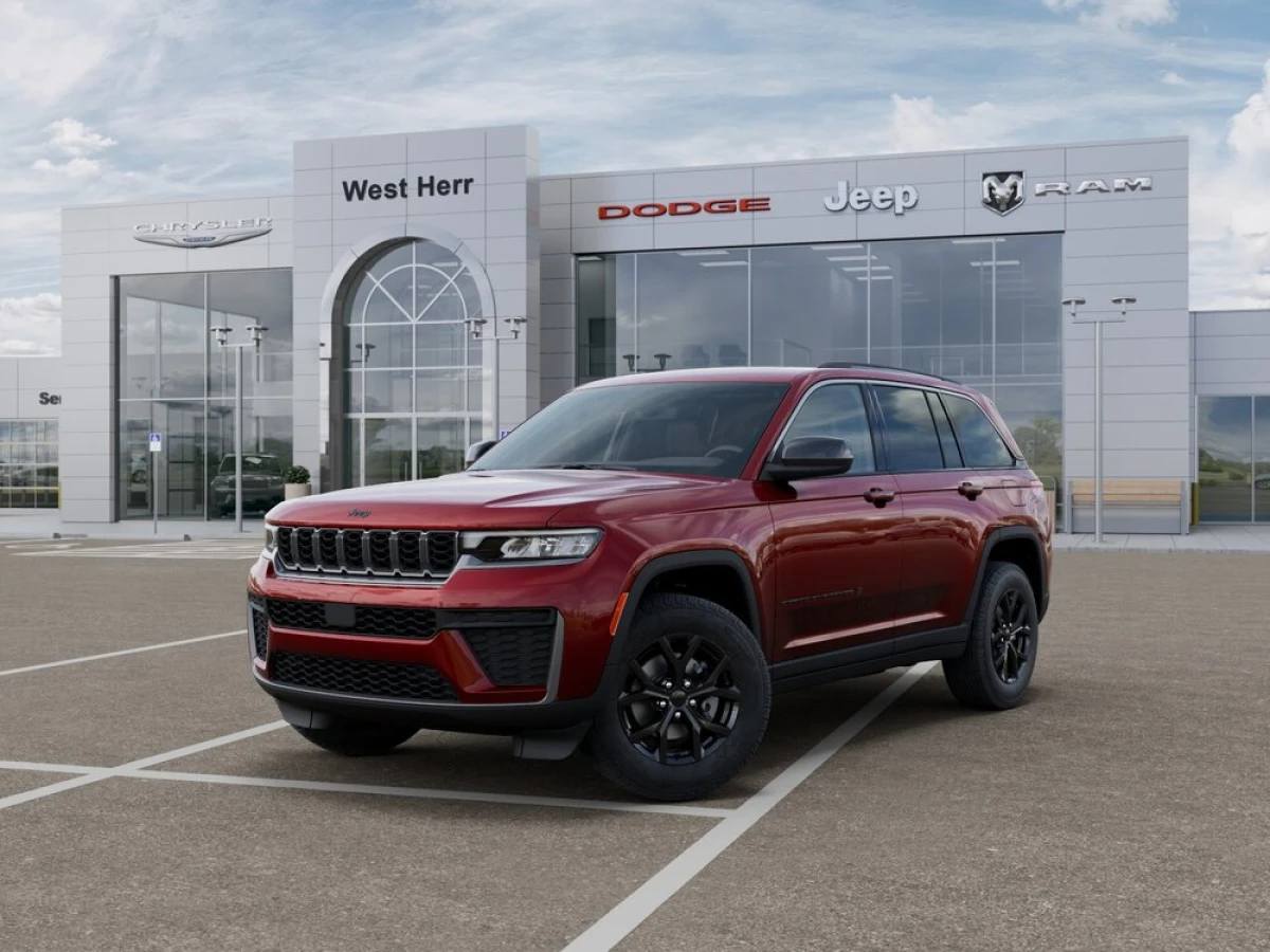 New 2026 Jeep Grand Cherokee Laredo Altitude