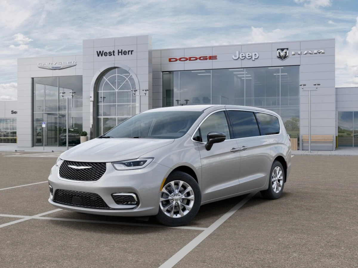 New 2026 Chrysler Pacifica Select