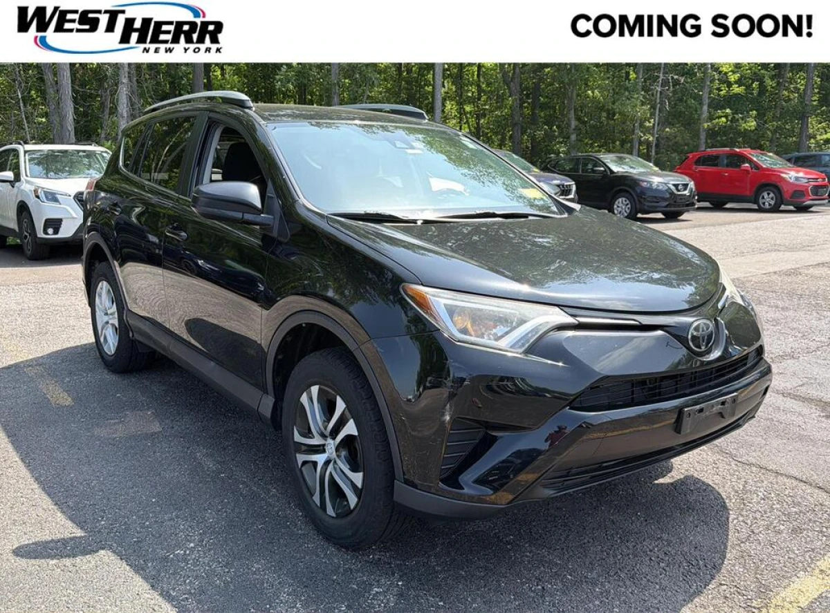 Pre-Owned 2018 Toyota RAV4 LE